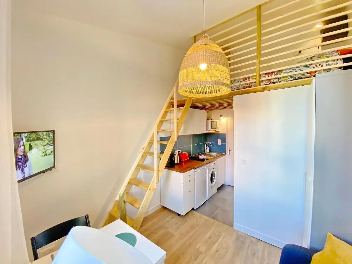 Appartement Aventure 1827 à Marseille 0*,