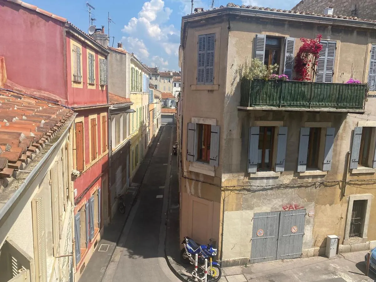 Appartement Aventure 1827 à Marseille 0*,